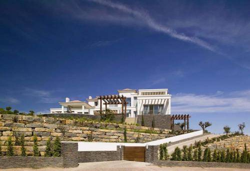 MONTE REI COUNTRY CLUB