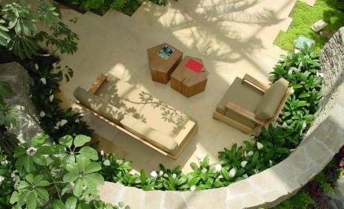 CORPORATE HEADQUARTERS